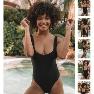 ACACIA palm springs in black beauty